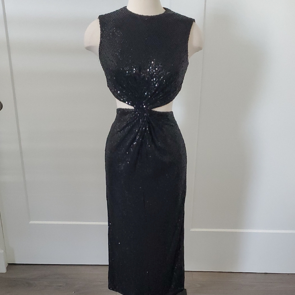 IEENA Mac Duggal Elegant Black Sequin Cutout midi Dress Size 4 new with tags